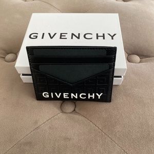 Givenchy G-Essentials Logo Leather Card Case